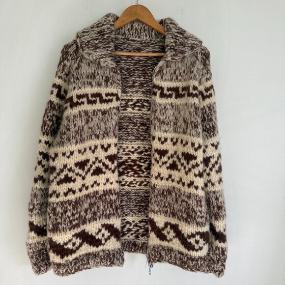 Vintage Unisex Wool Chunky Knit Cowichan Sweater Size L - Picture 2 of 3
